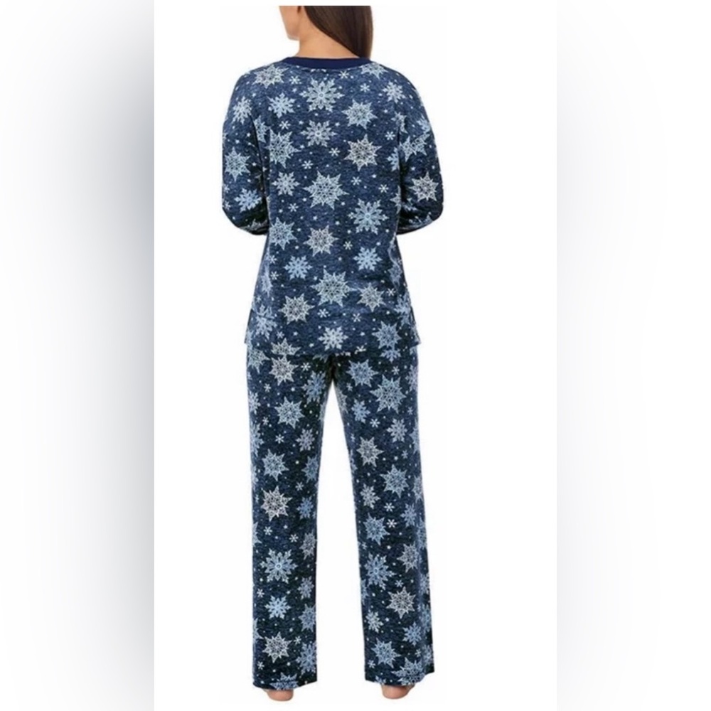 2Piece Nautica women’s pajama set - Picture 2 of 5